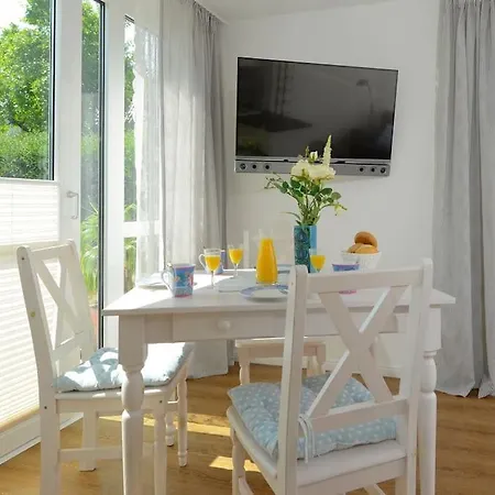 Ferienbungalow Buhne Mit Kamin In Apartment Ostseebad Boltenhagen