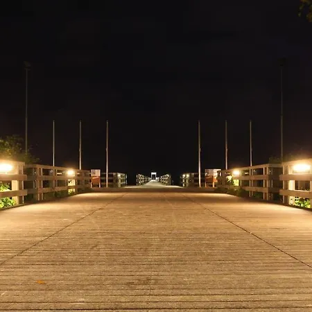 Ferienbungalow Buhne Mit Kamin In 아파트 볼텐하겐