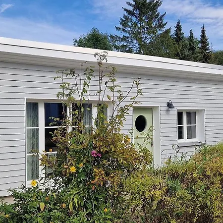 Apartment Ferienbungalow Buhne Mit Kamin In Ostseebad Boltenhagen